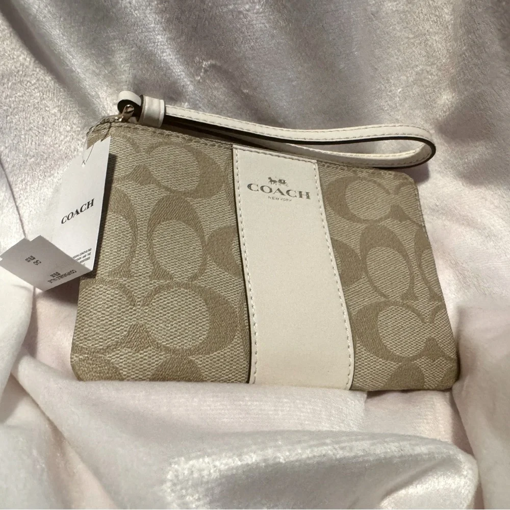 Coach NWT Signature Wristlet in Light Khaki/Chalk - Picture 6 of 6